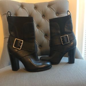 Juicy Couture Leather Boots (Black, Size 6)